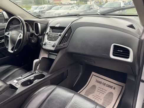Used 2011 Chevrolet Equinox LT image 12