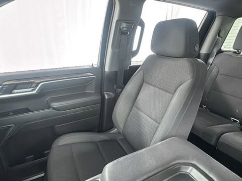 Used 2022 Chevrolet Silverado 1500 LT AWD/4WD image 13
