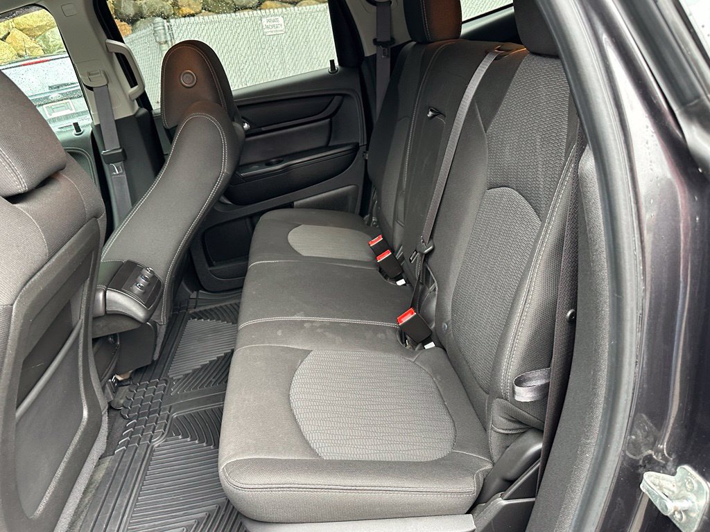 Used 2015 Chevrolet Traverse LT FWD image 20