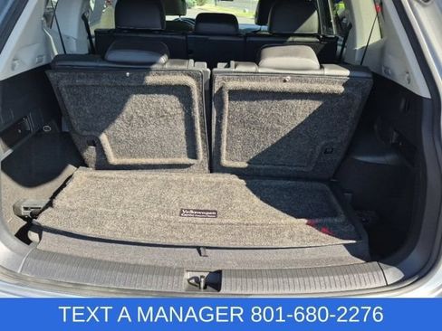 Used 2021 Volkswagen Tiguan SE w/ Panoramic Sunroof Package AWD/4WD image 16