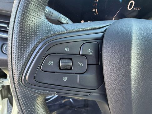 Certified 2025 Buick Envista Preferred FWD image 22