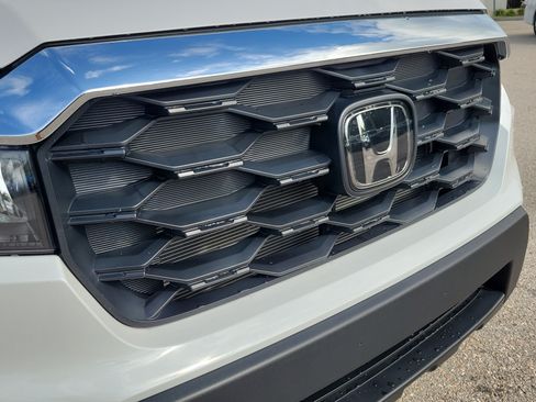 Used 2024 Honda Passport EX-L image 14
