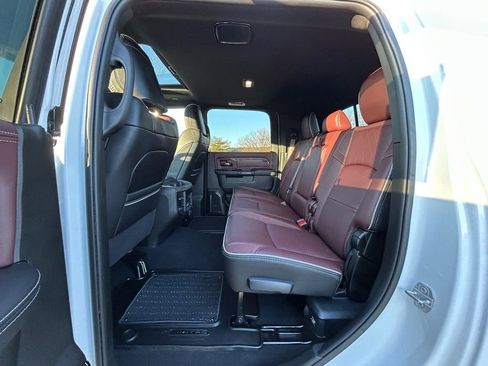 Used 2025 RAM 3500 Limited image 12