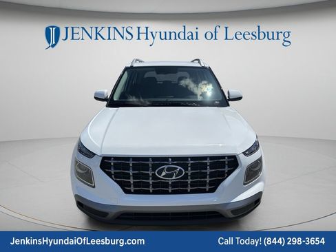 New 2026 Hyundai Venue SEL FWD image 12