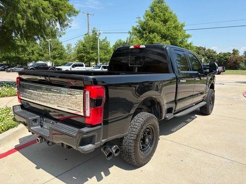 Used 2024 Ford F350 Platinum w/ Tremor Off-Road Package AWD/4WD image 4