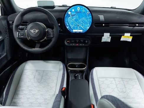 New 2026 MINI Cooper 2-Door Hardtop FWD image 18