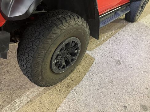 Used 2022 Ford Bronco Raptor image 9