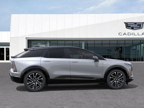 New 2026 Cadillac Optiq Sport 1 image 29