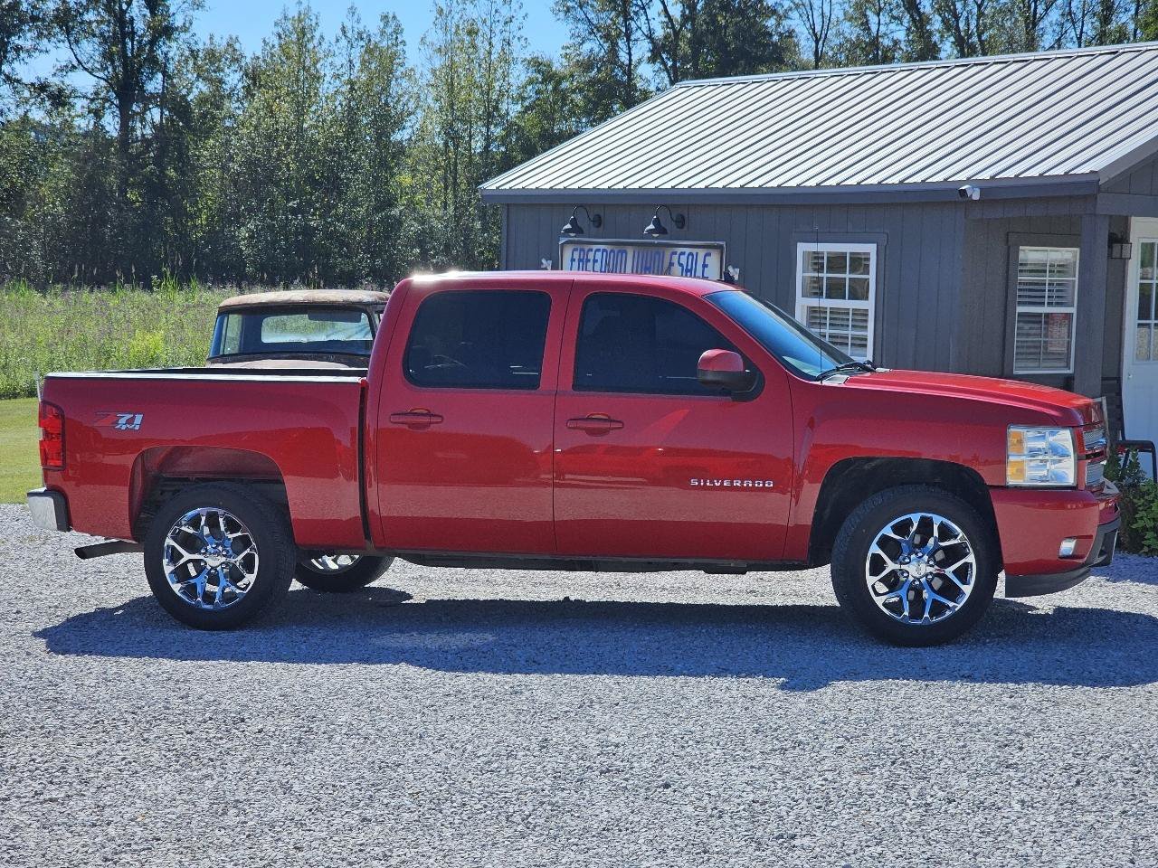 Used 2013 Chevrolet Silverado 1500 LTZ w/ Suspension Package, Off-Road AWD/4WD image 14