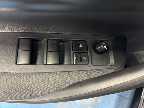 Used 2025 Toyota Corolla LE image 24