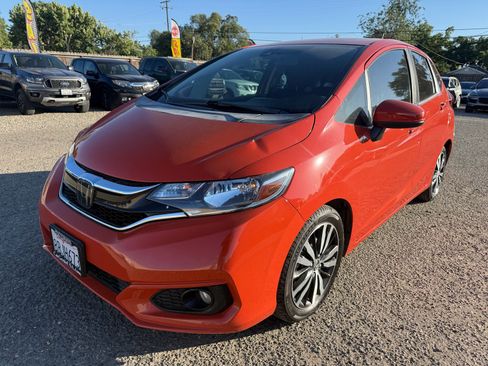 Used 2018 Honda Fit EX image 1