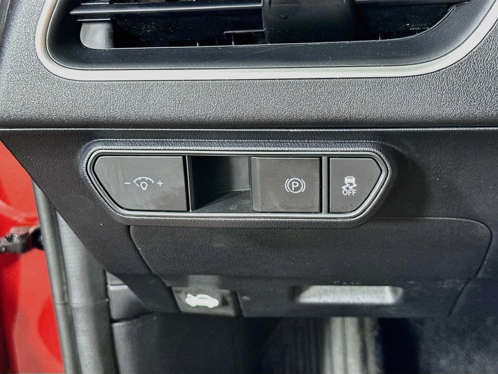 Used 2026 Kia K4 FWD image 23