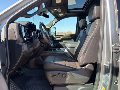 Used 2026 Chevrolet Silverado 2500 High Country w/ High Country Premium Package image 16