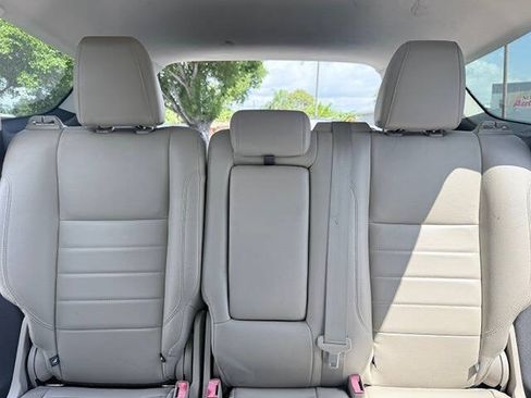 Used 2013 Ford Escape SEL FWD image 12