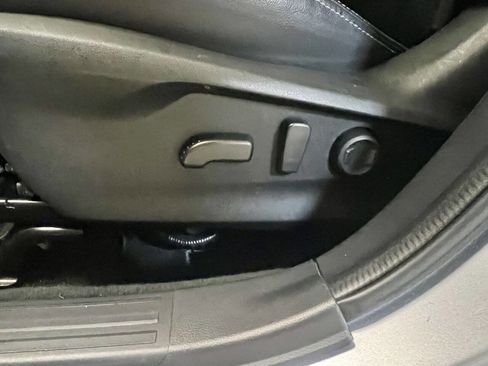 Used 2019 Subaru Forester Touring w/ Popular Package #3 image 47