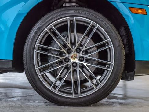 Used 2019 Porsche Macan S image 16