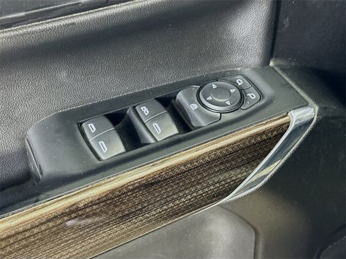 Used 2021 Chevrolet Silverado 1500 LT image 15