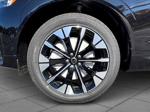 New 2026 Volvo XC60 B5 Plus w/ Protection Package Premier image 16