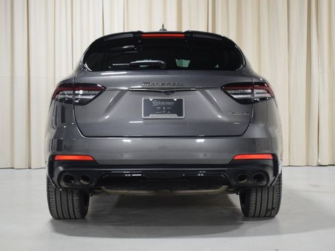 Used 2022 Maserati Levante Modena image 14