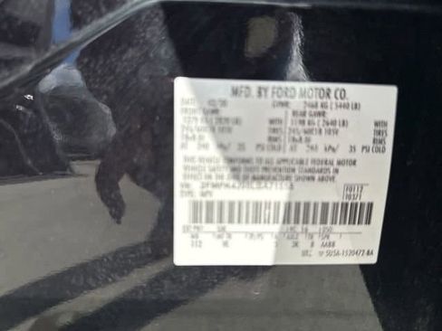 Used 2020 Ford Edge SEL image 9