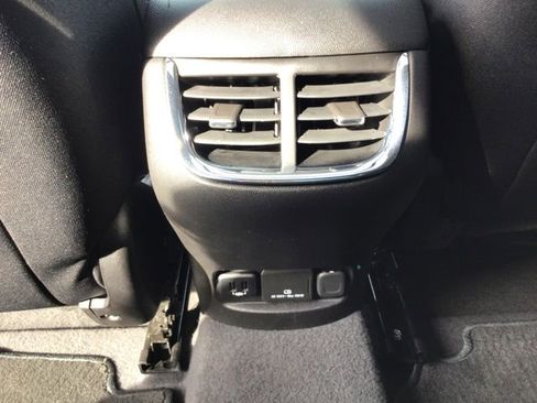 Used 2017 Chevrolet Malibu LT w/ Driver Confidence Package image 34