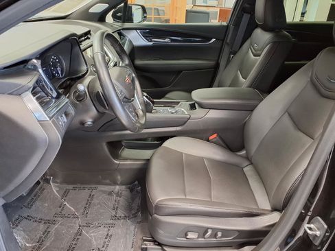 Certified 2024 Cadillac XT5 Premium Luxury FWD image 20