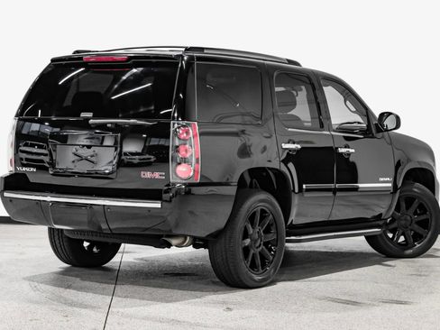 Used 2013 GMC Yukon Denali image 6