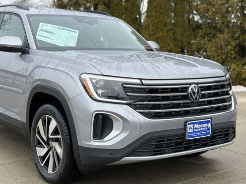 New 2026 Volkswagen Atlas SE image 2
