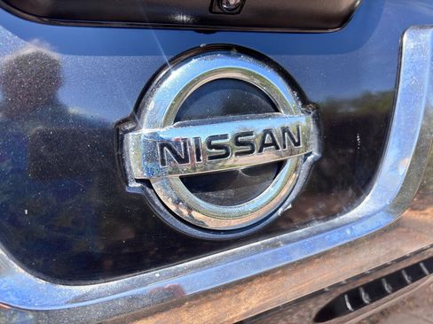 Used 2017 Nissan Titan Platinum Reserve AWD/4WD image 9