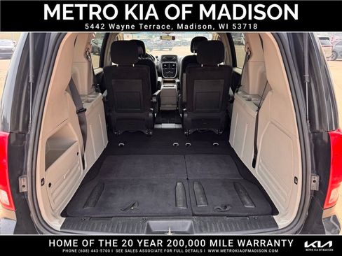 Used 2012 Dodge Grand Caravan Crew FWD image 25