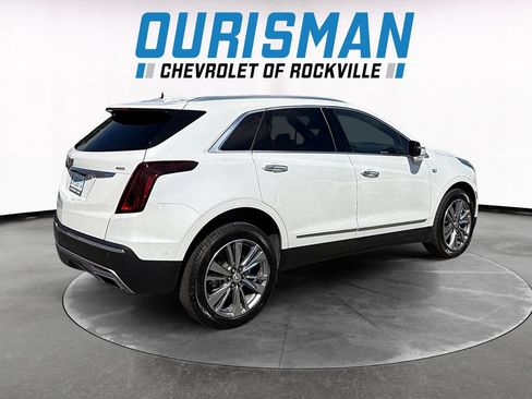 Used 2025 Cadillac XT5 Premium Luxury w/ Technology Package AWD/4WD image 6