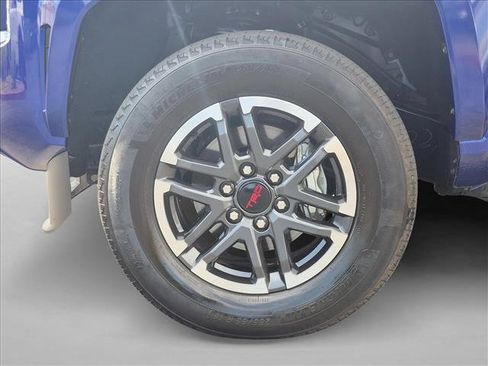 Used 2025 Toyota Tacoma TRD Sport w/ TRD Sport Upgrade Package AWD/4WD image 24
