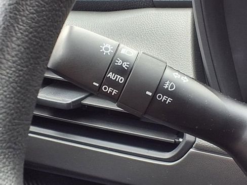 New 2026 Subaru Crosstrek 2.0i Premium AWD/4WD image 11