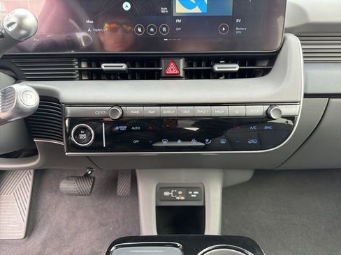 New 2026 Hyundai Ioniq 5 SEL image 24