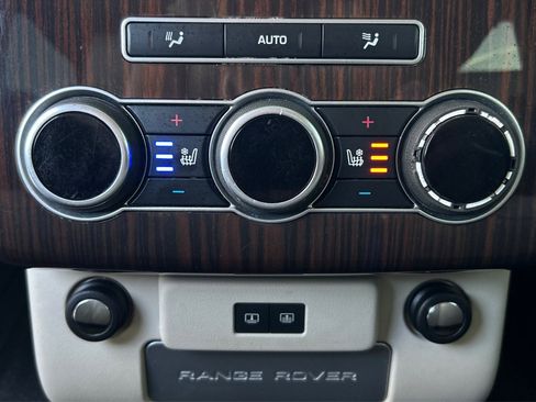 Used 2017 Land Rover Range Rover Long Wheelbase Supercharged image 38