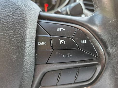 Used 2020 Jeep Cherokee Trailhawk w/ Cold Weather Group AWD/4WD image 26