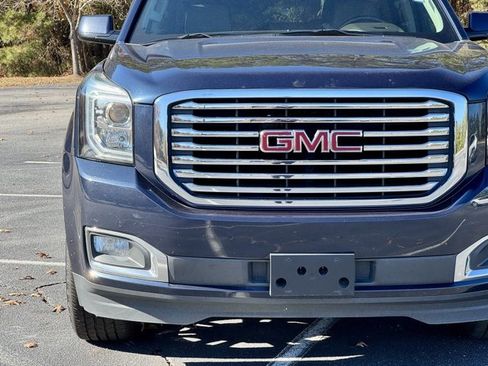 Used 2018 GMC Yukon SLT w/ Premium Edition image 13