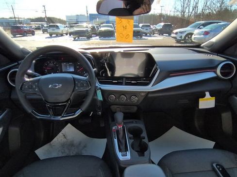 New 2026 Chevrolet Trax RS image 20