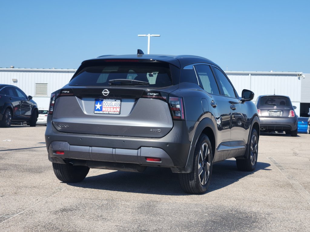 Certified 2025 Nissan Kicks SV w/ SV Premium Package AWD/4WD image 3