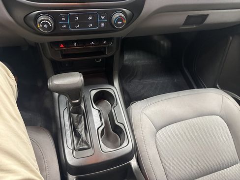 Used 2020 GMC Canyon 2WD Crew Cab w/ Convenience Package image 6