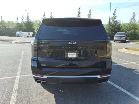 New 2026 Chevrolet Suburban High Country AWD/4WD image 6