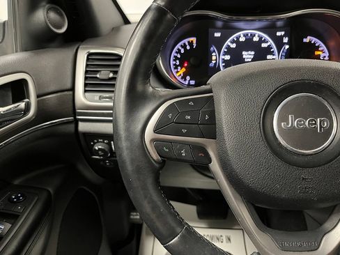 Used 2018 Jeep Grand Cherokee Limited AWD/4WD image 29
