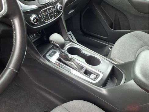 Used 2022 Chevrolet Equinox LT AWD/4WD image 20