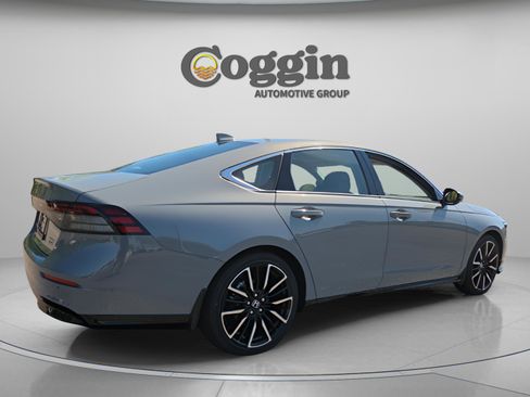New 2026 Honda Accord Touring image 5