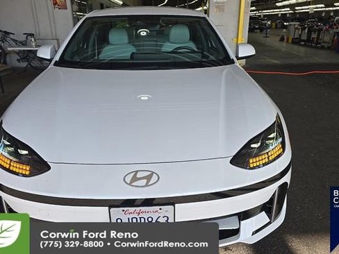 Used 2023 Hyundai Ioniq 6 SEL AWD/4WD image 2