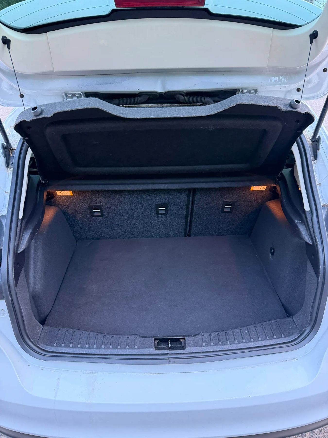 Used 2015 Ford Focus SE FWD image 10