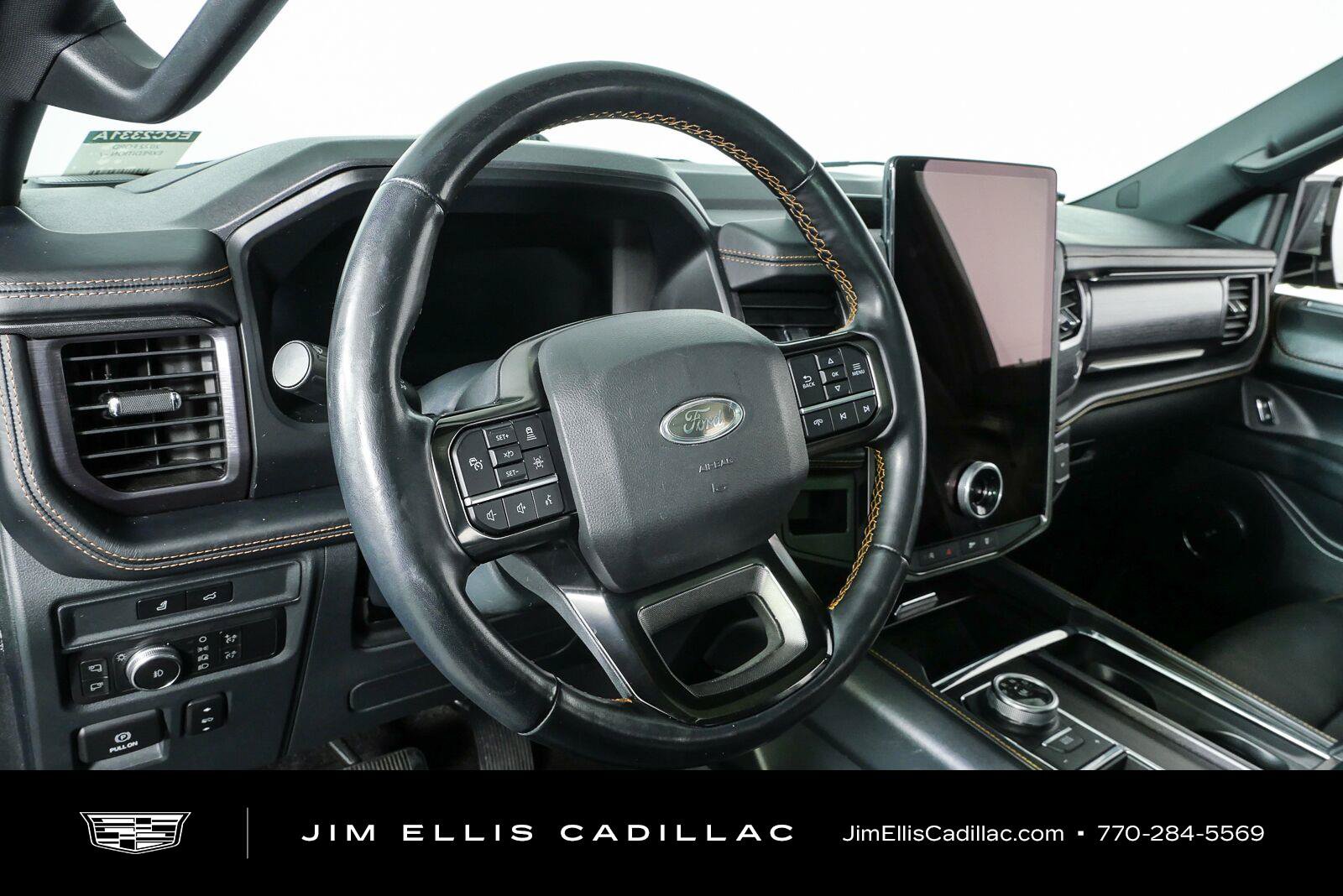 Used 2022 Ford Expedition Platinum RWD image 4
