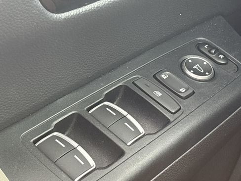 Used 2024 Honda CR-V EX-L image 23