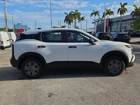 New 2026 Nissan Kicks S FWD image 8