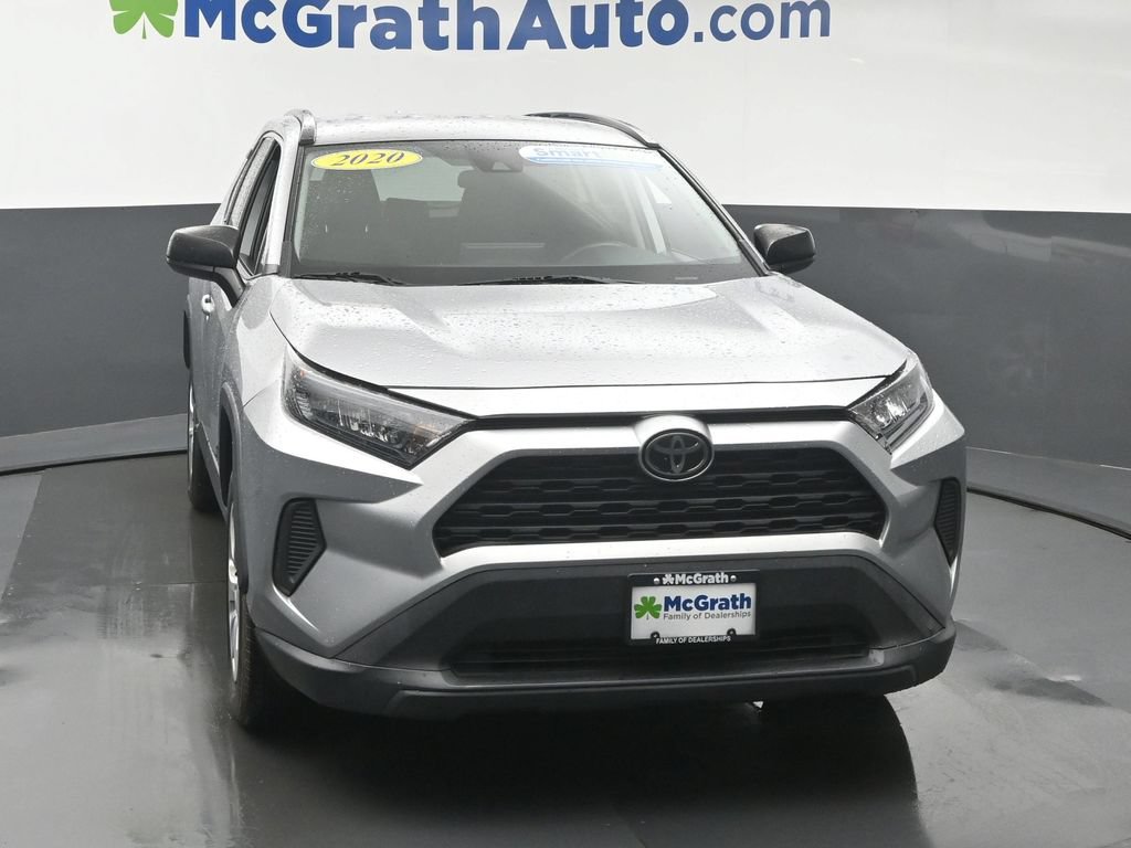 Used 2020 Toyota RAV4 LE FWD image 5